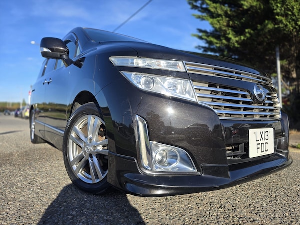 Used Nissan Elgrand 2013 for sale - 76067335: Photo 9