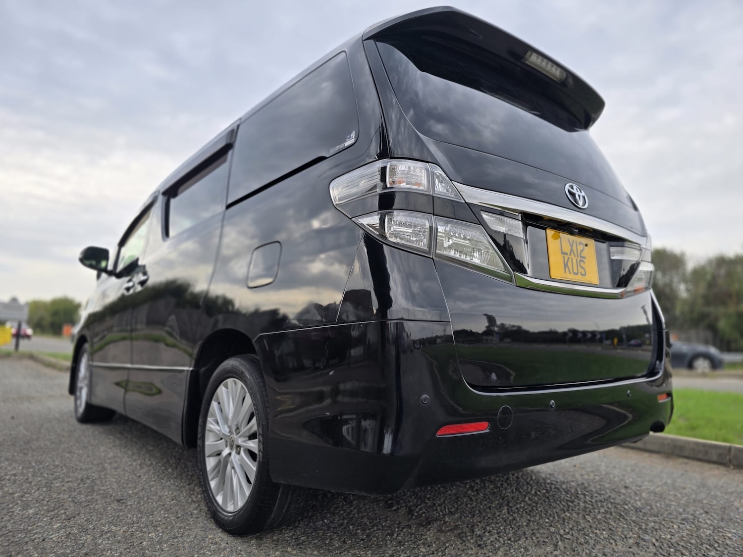 Used Toyota Vellfire 12 for sale - 76017191: Photo 11