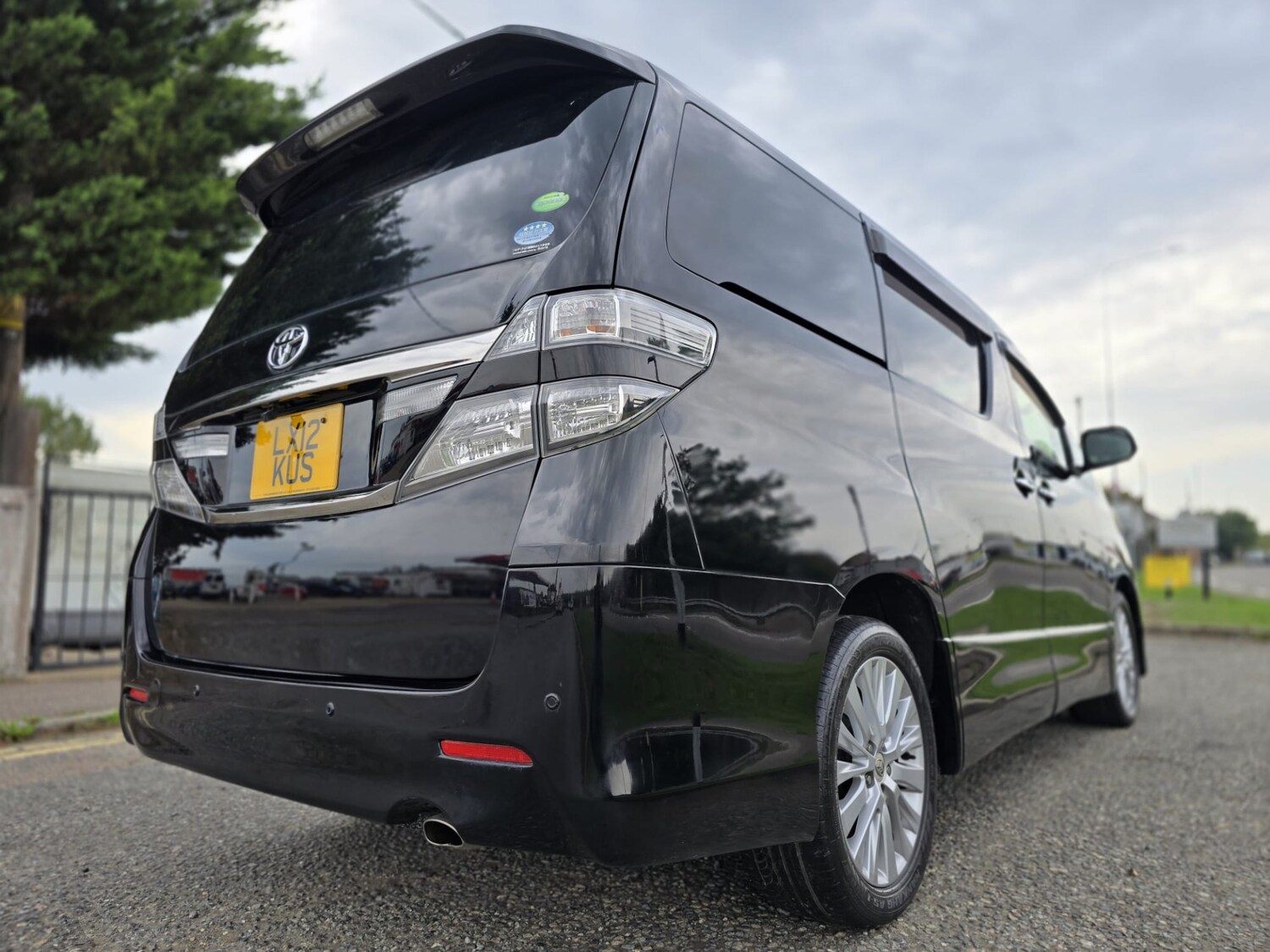 Used Toyota Vellfire 12 for sale - 76017191: Photo 12