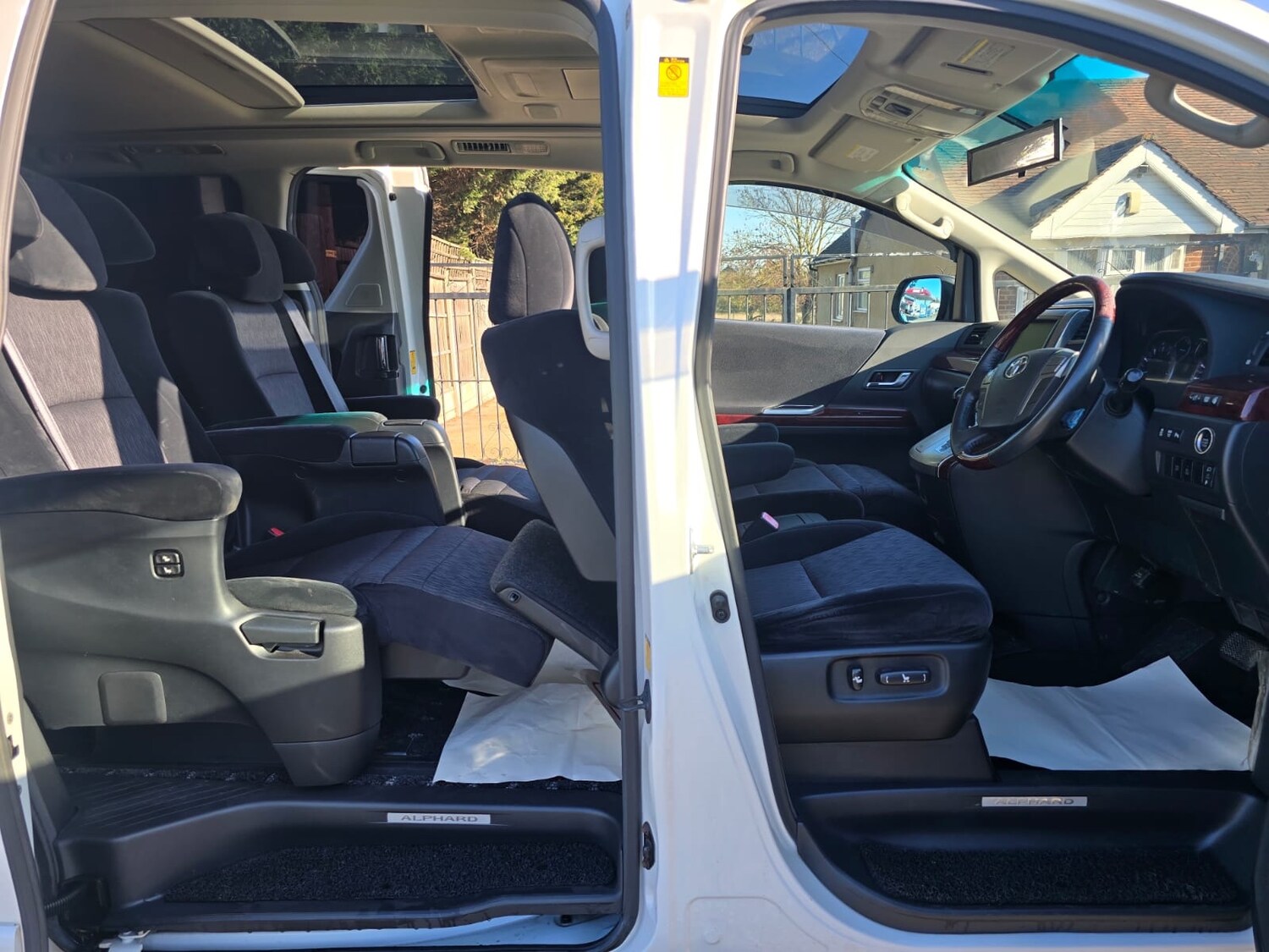 Used Toyota Alphard 2026 for sale - 77946197: Photo 17