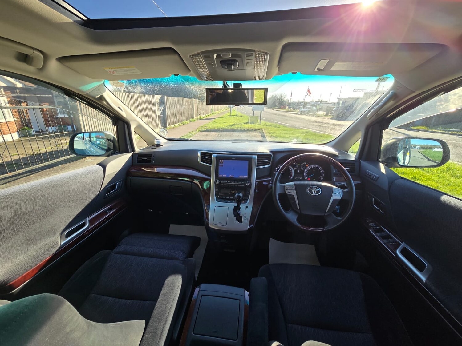 Used Toyota Alphard 2026 for sale - 77946197: Photo 25