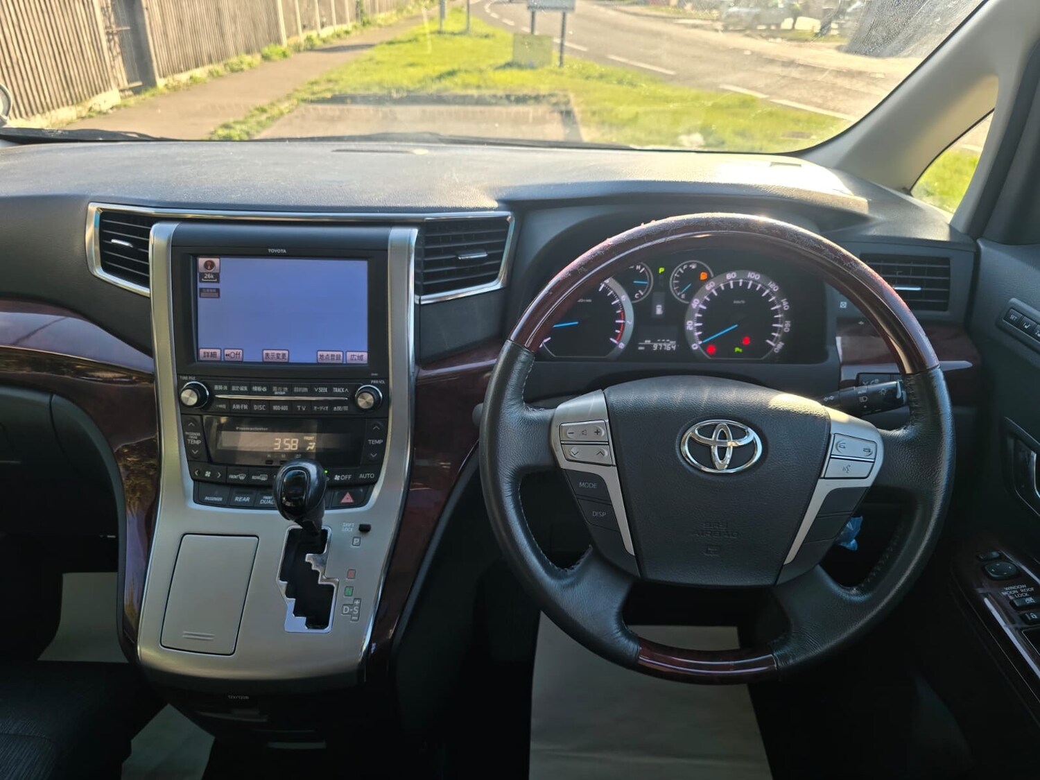 Used Toyota Alphard 2026 for sale - 77946197: Photo 26