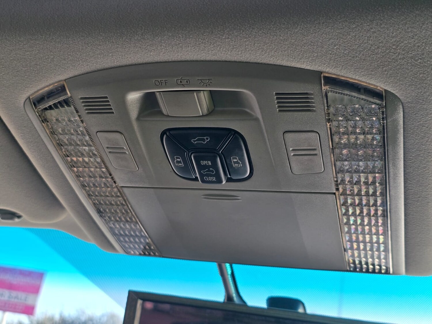 Used Toyota Alphard 2026 for sale - 77946197: Photo 30