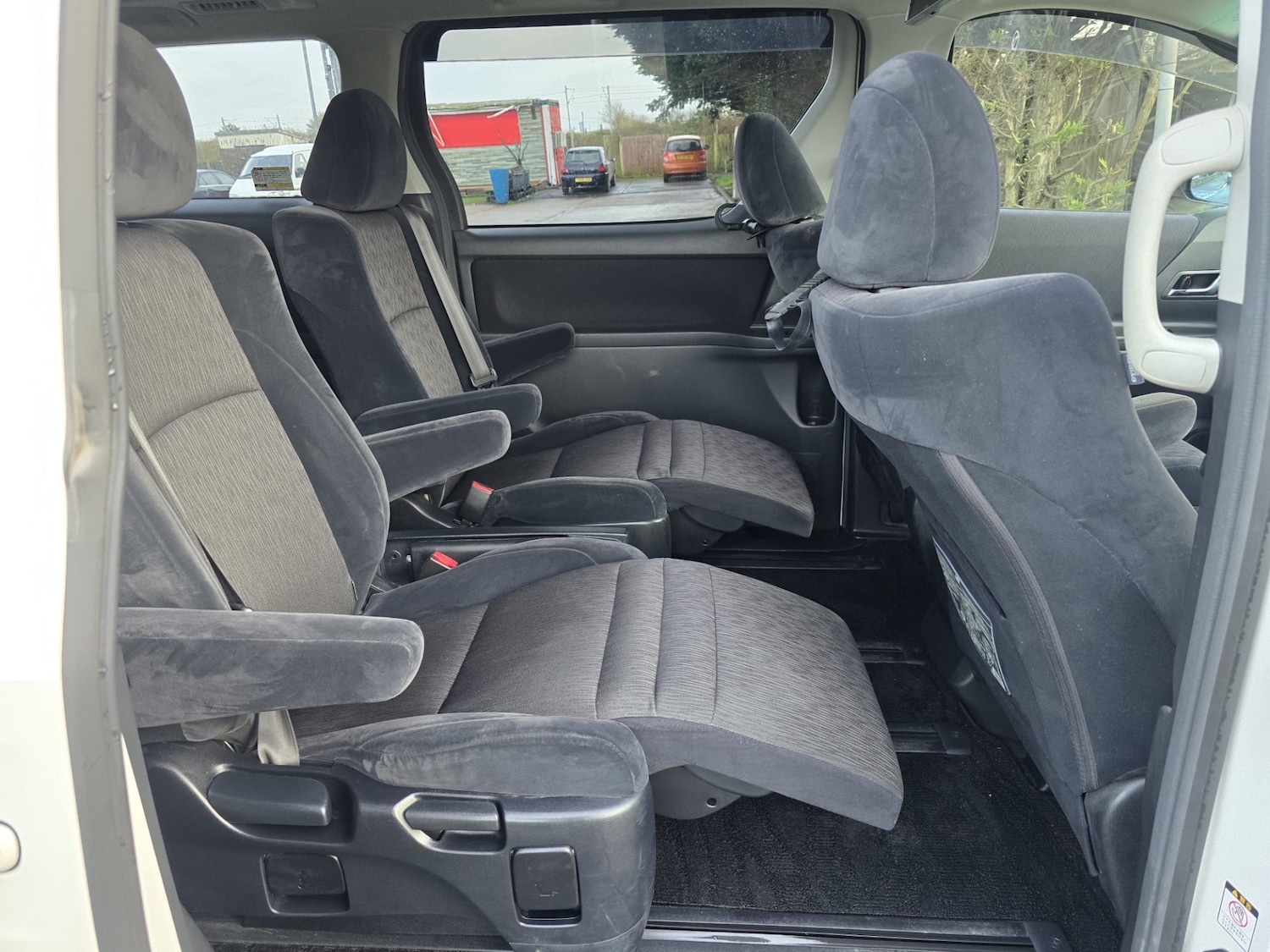 Used Toyota Alphard 2009 for sale - 77530378: Photo 15