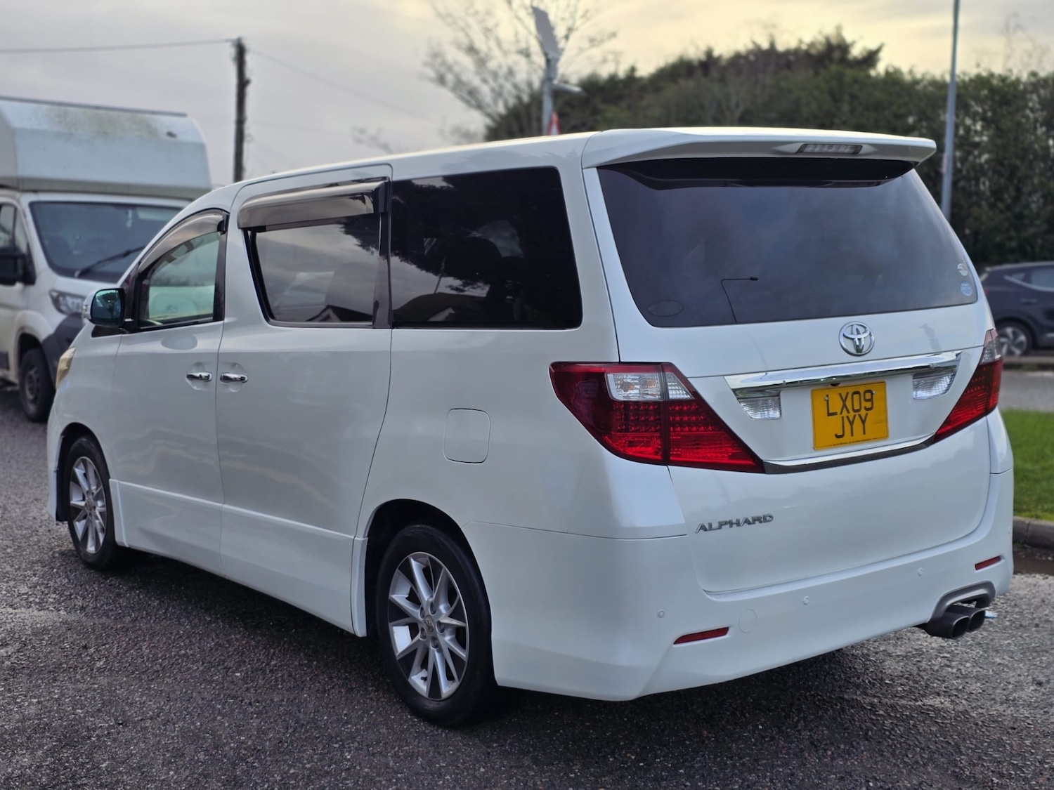 Used Toyota Alphard 2009 for sale - 77530378: Photo 4
