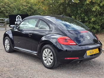 Used Volkswagen Beetle 2015 for sale - 79672818: Photo