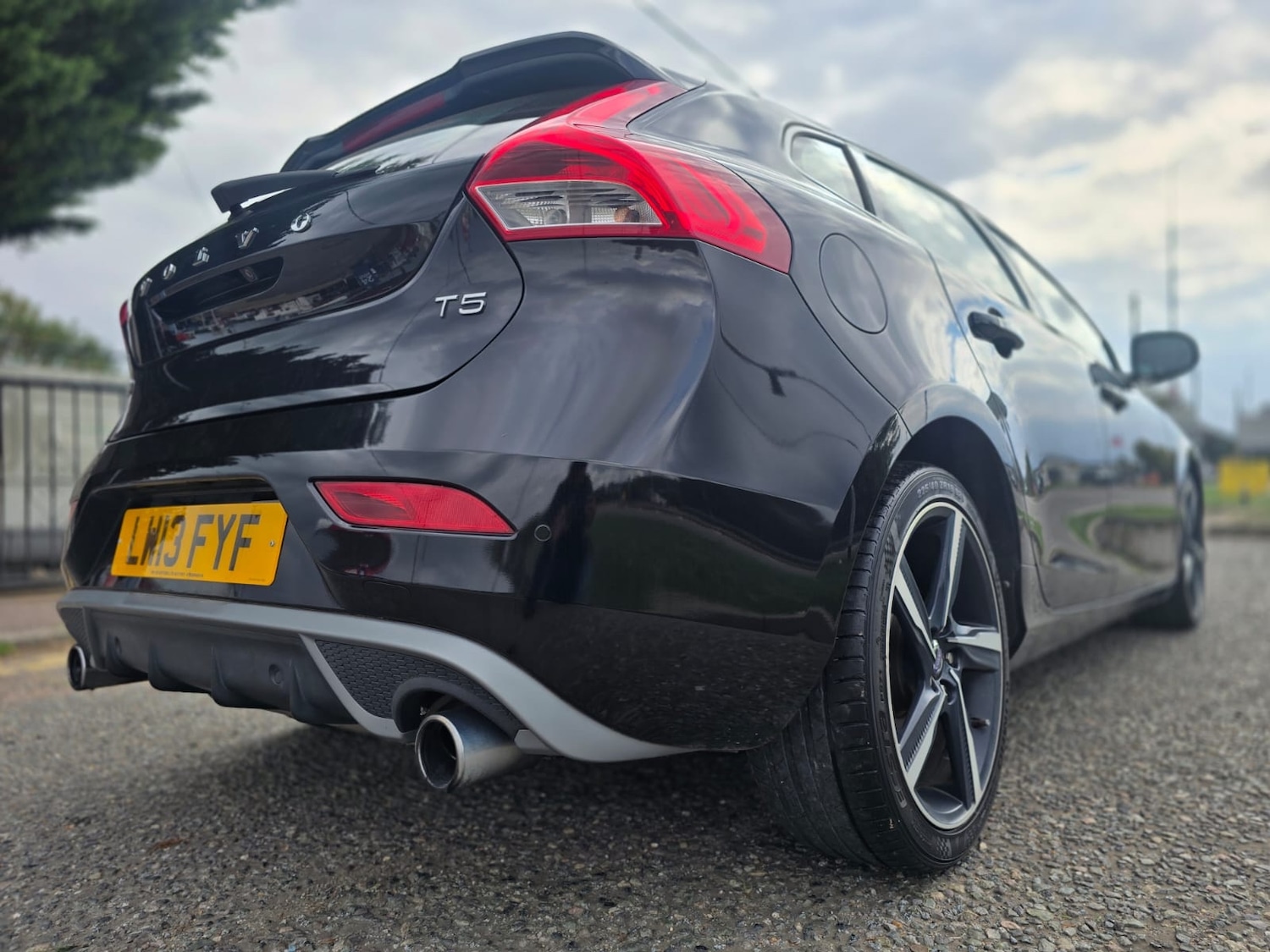 Used Volvo V40 2013 for sale - 76088805: Photo 11