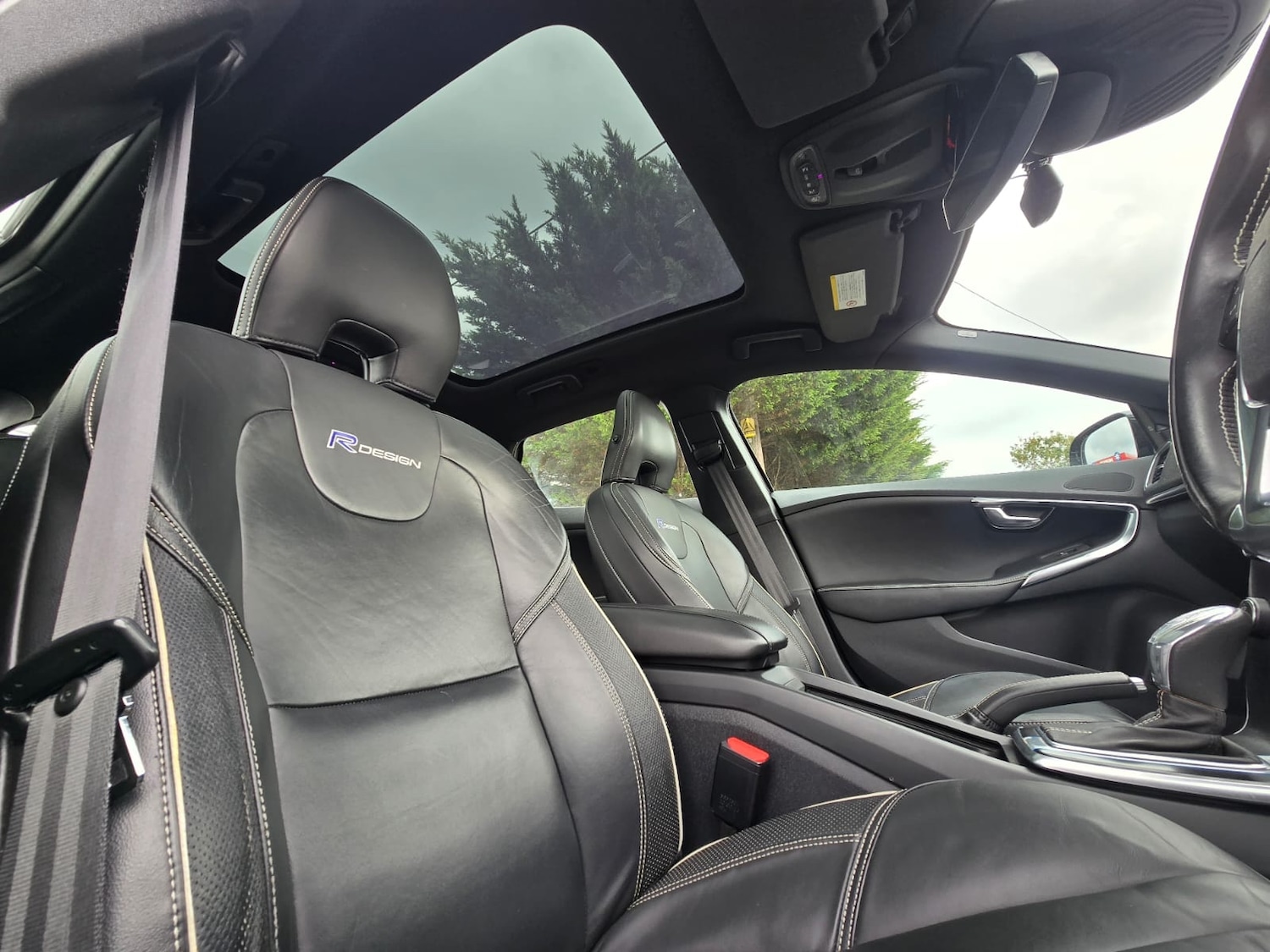 Used Volvo V40 2013 for sale - 76088805: Photo 21