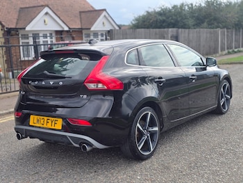 Used Volvo V40 2013 for sale - 76088805: Photo 3