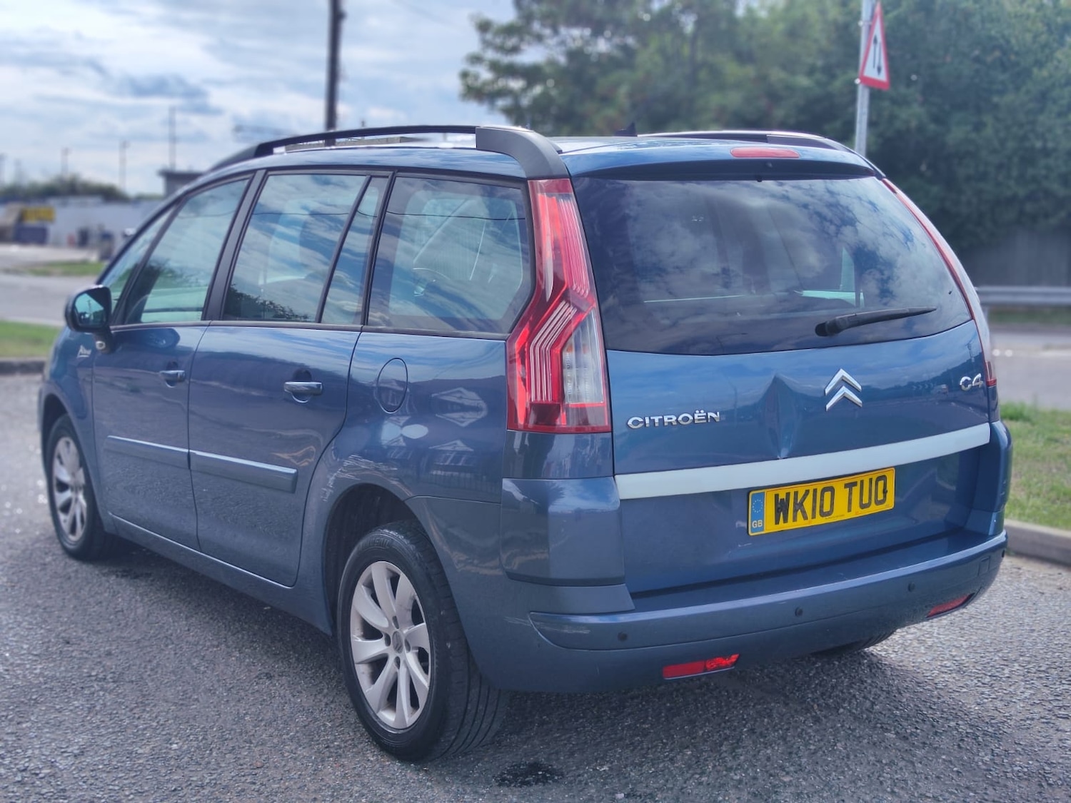Vehicle 4