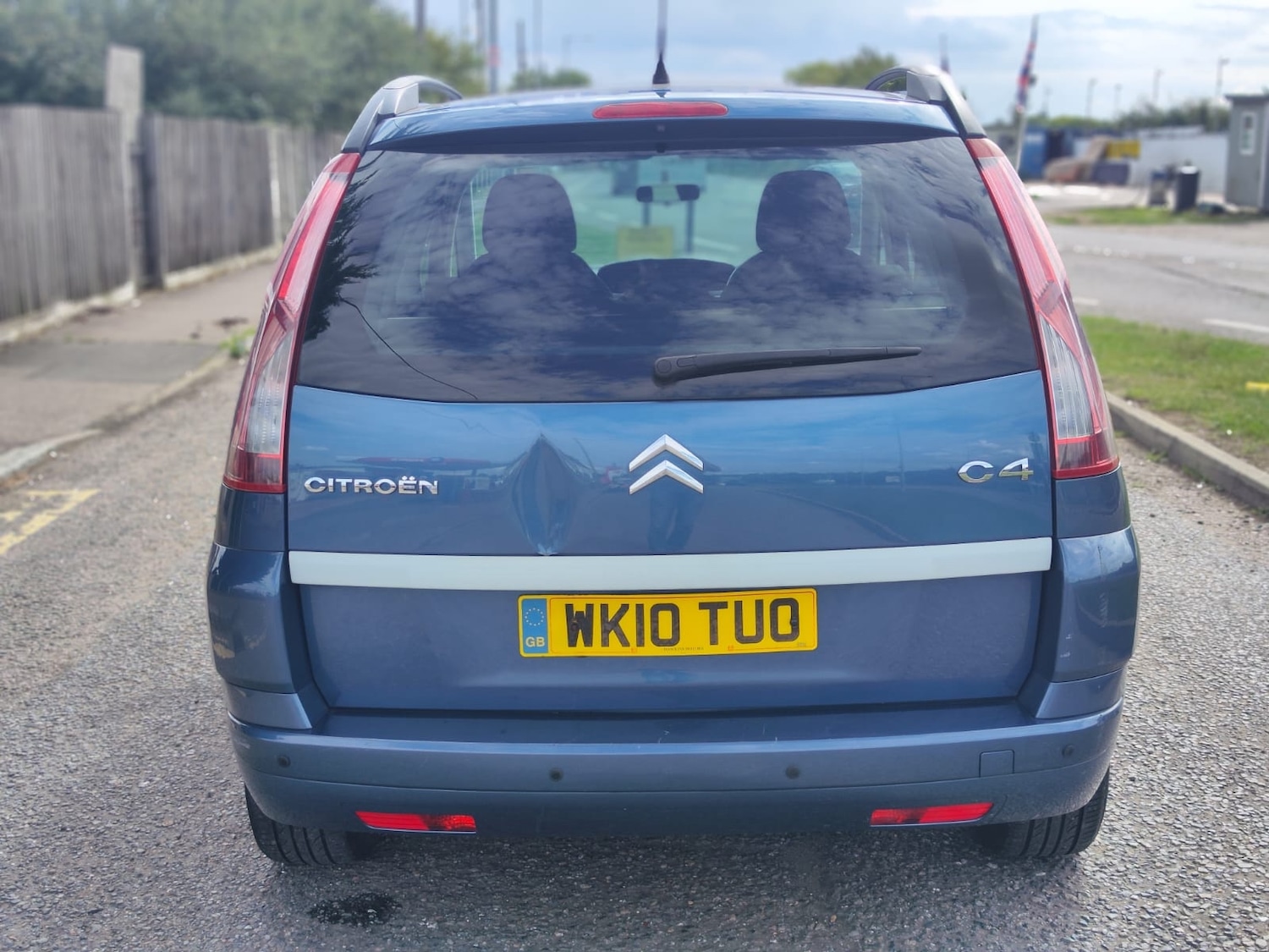 Vehicle 8