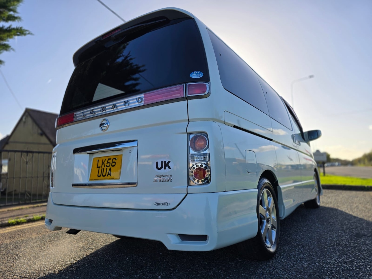 Used Nissan Elgrand 2006 for sale - 76599690: Photo 11