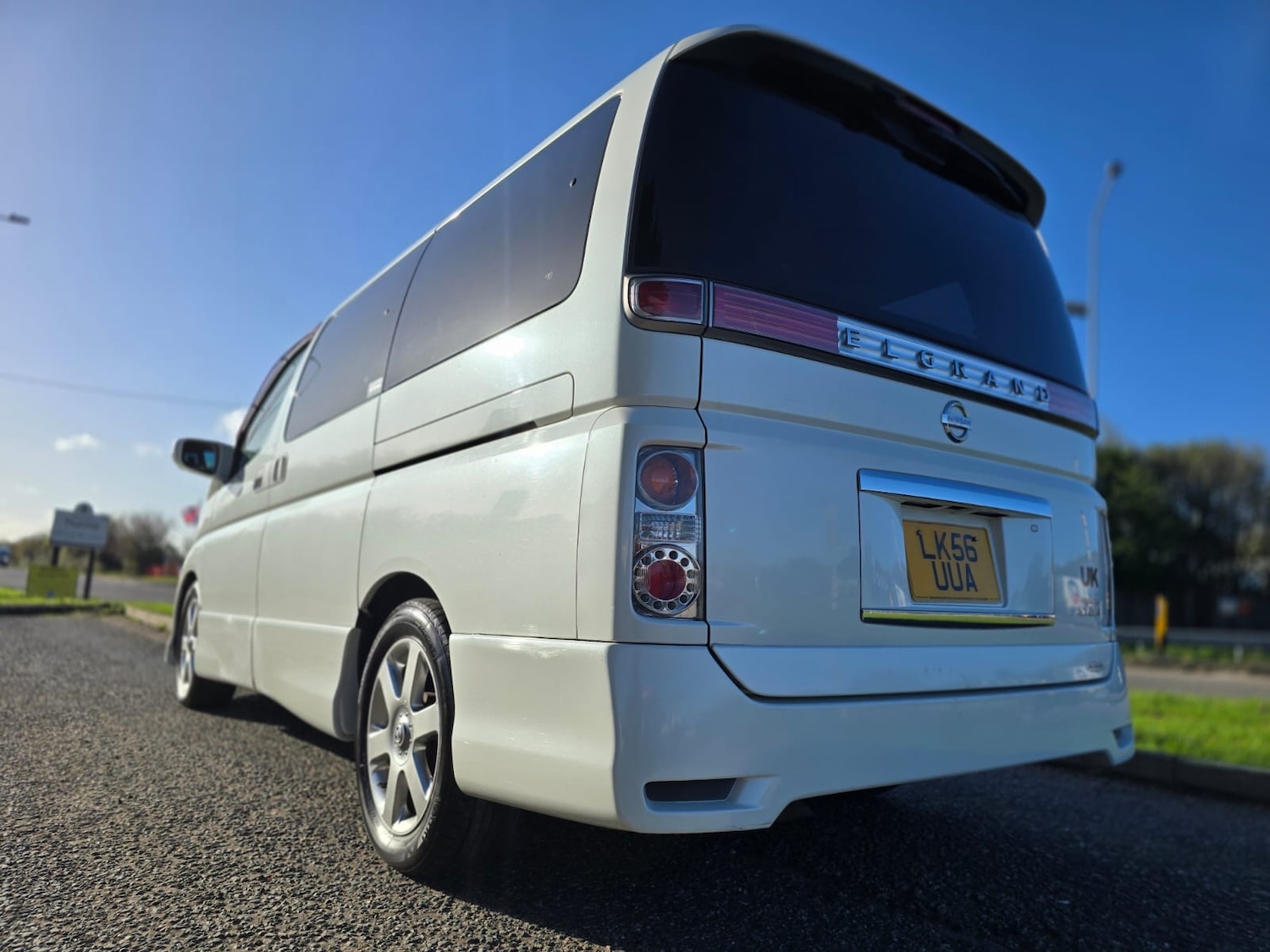 Used Nissan Elgrand 2006 for sale - 76599690: Photo 12