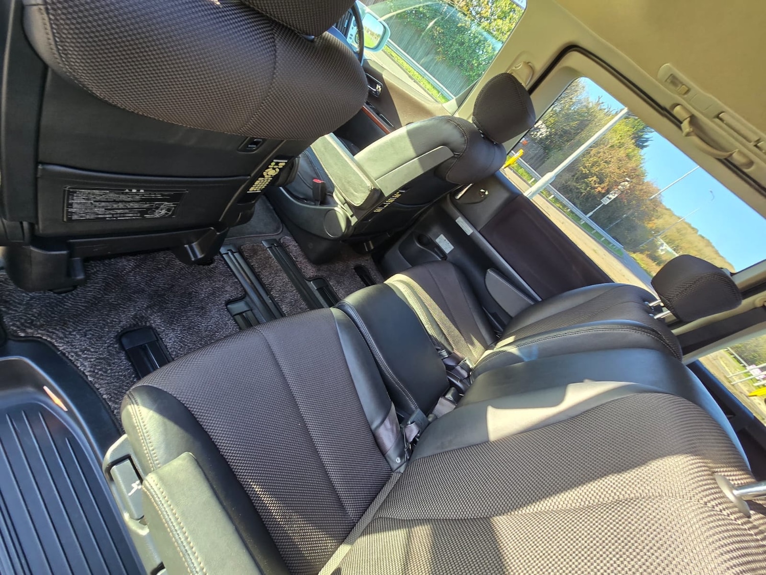 Used Nissan Elgrand 2006 for sale - 76599690: Photo 22