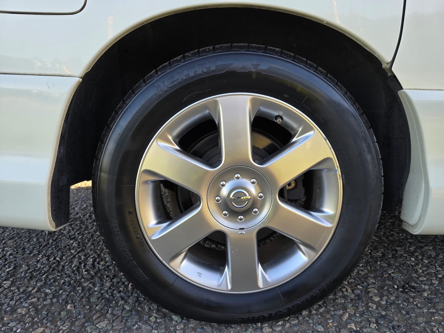 Used Nissan Elgrand 2006 for sale - 76599690: Photo 28