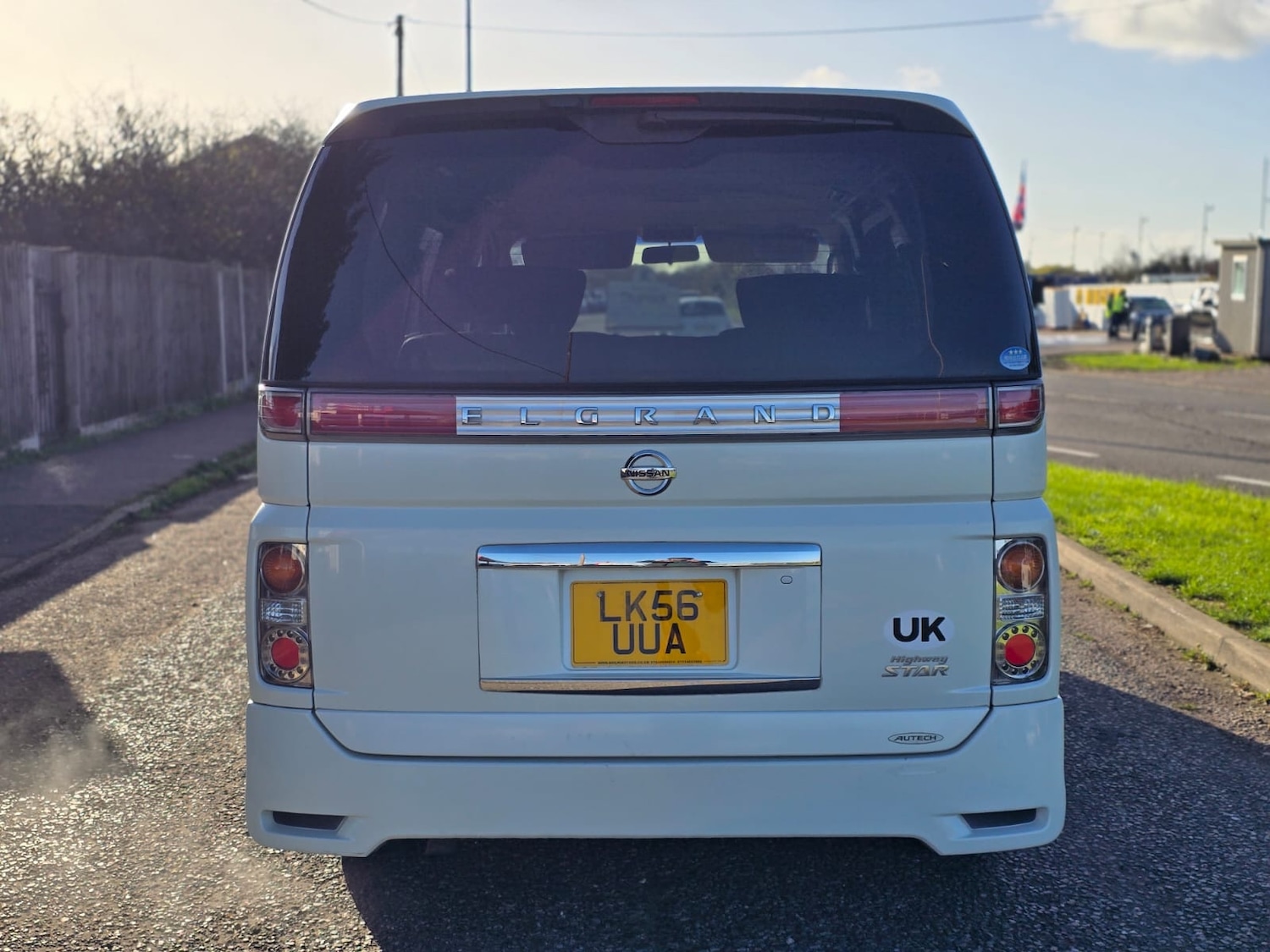 Used Nissan Elgrand 2006 for sale - 76599690: Photo 6