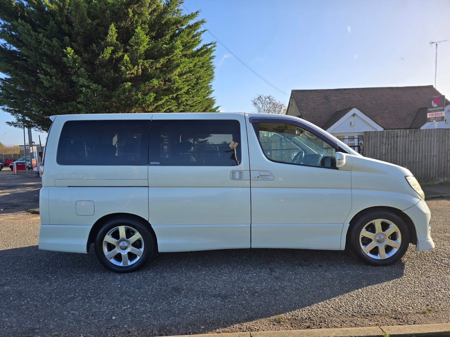 Used Nissan Elgrand 2006 for sale - 76599690: Photo 7