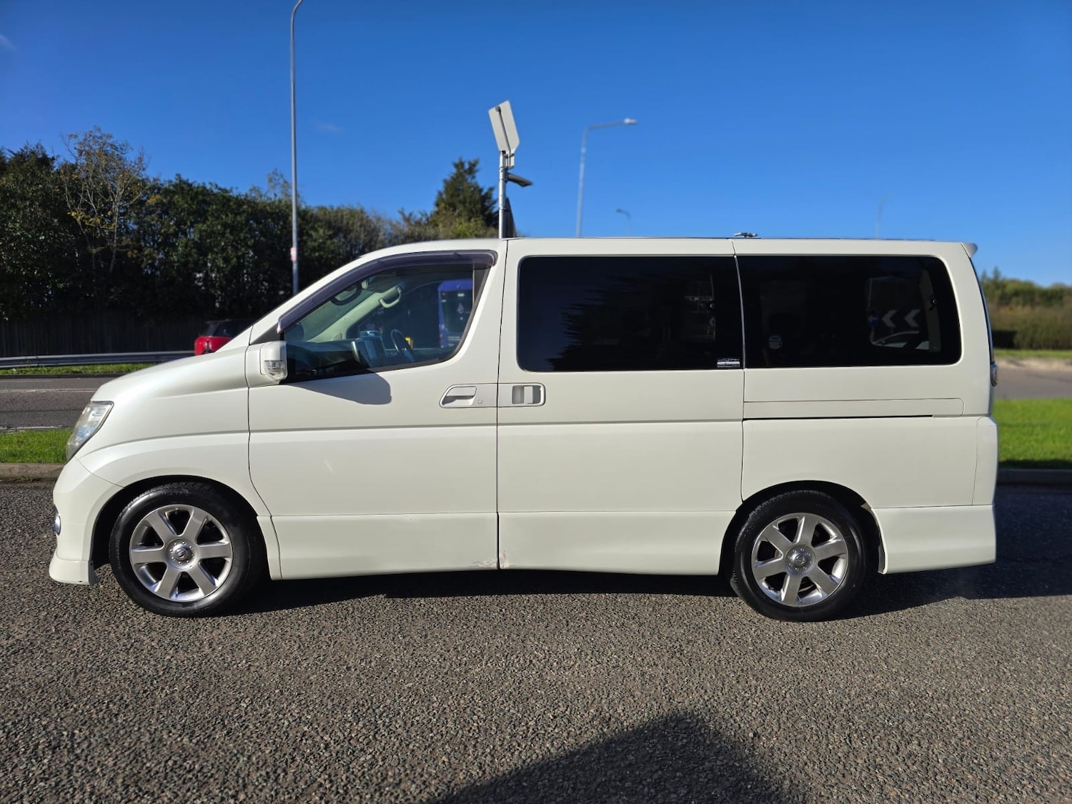 Used Nissan Elgrand 2006 for sale - 76599690: Photo 8