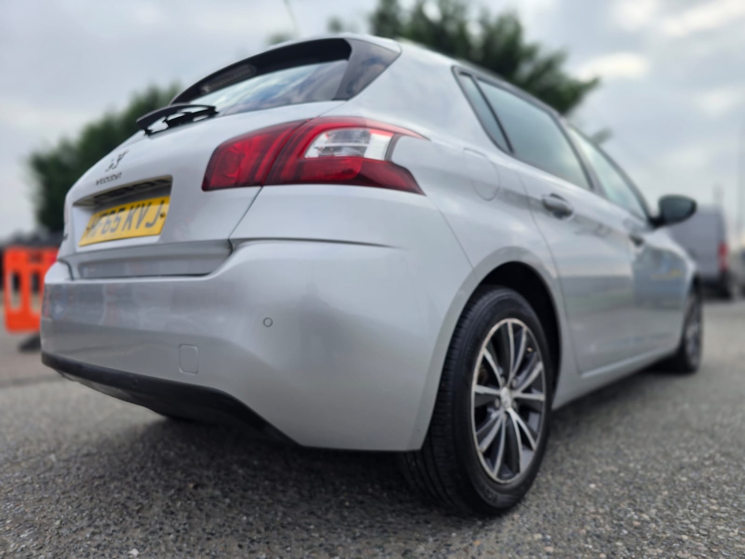 Used Peugeot 308 2015 for sale - 76243780: Photo 11