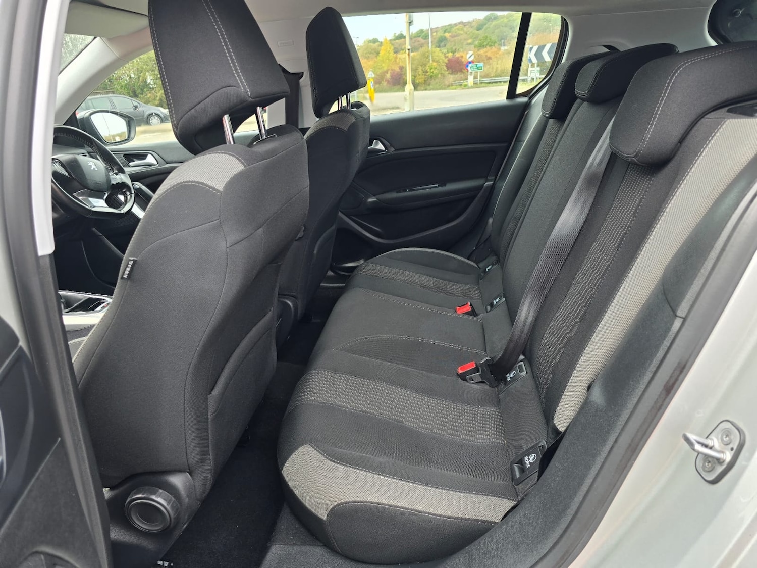 Used Peugeot 308 2015 for sale - 76243780: Photo 16