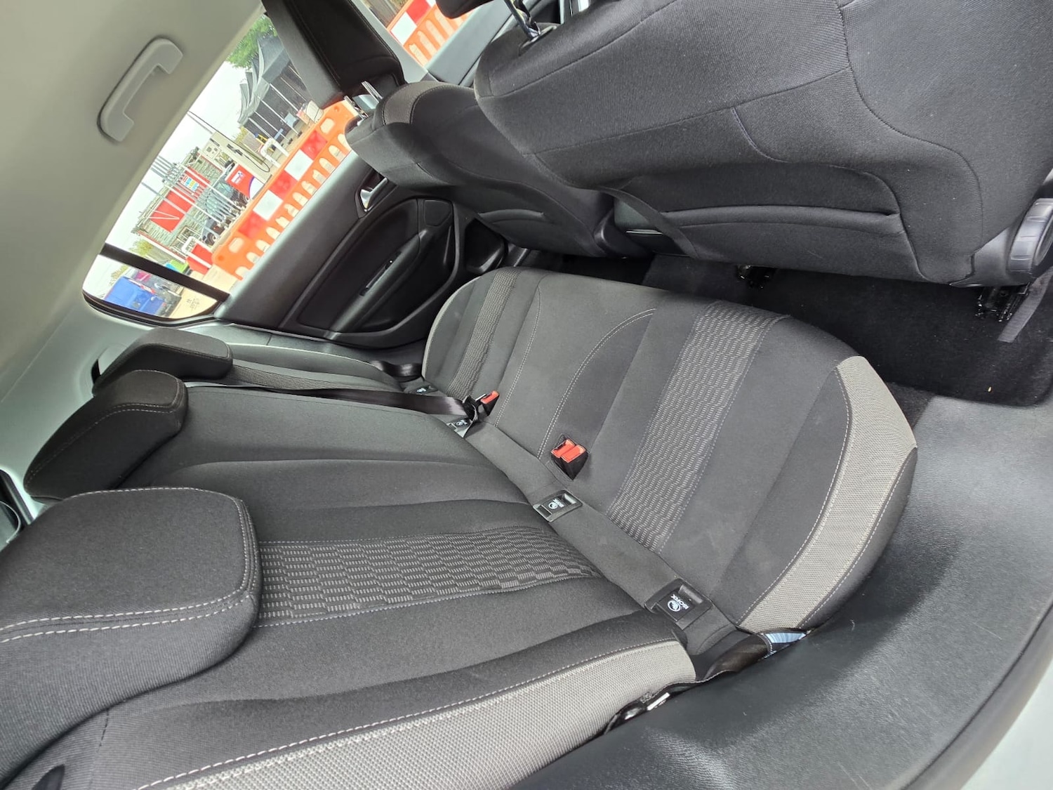 Used Peugeot 308 2015 for sale - 76243780: Photo 17