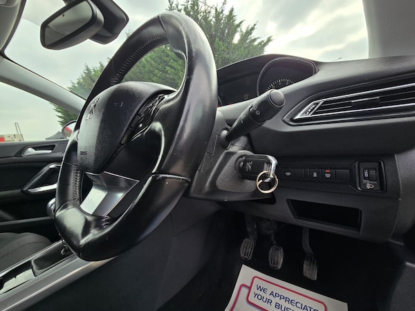 Used Peugeot 308 2015 for sale - 76243780: Photo 24