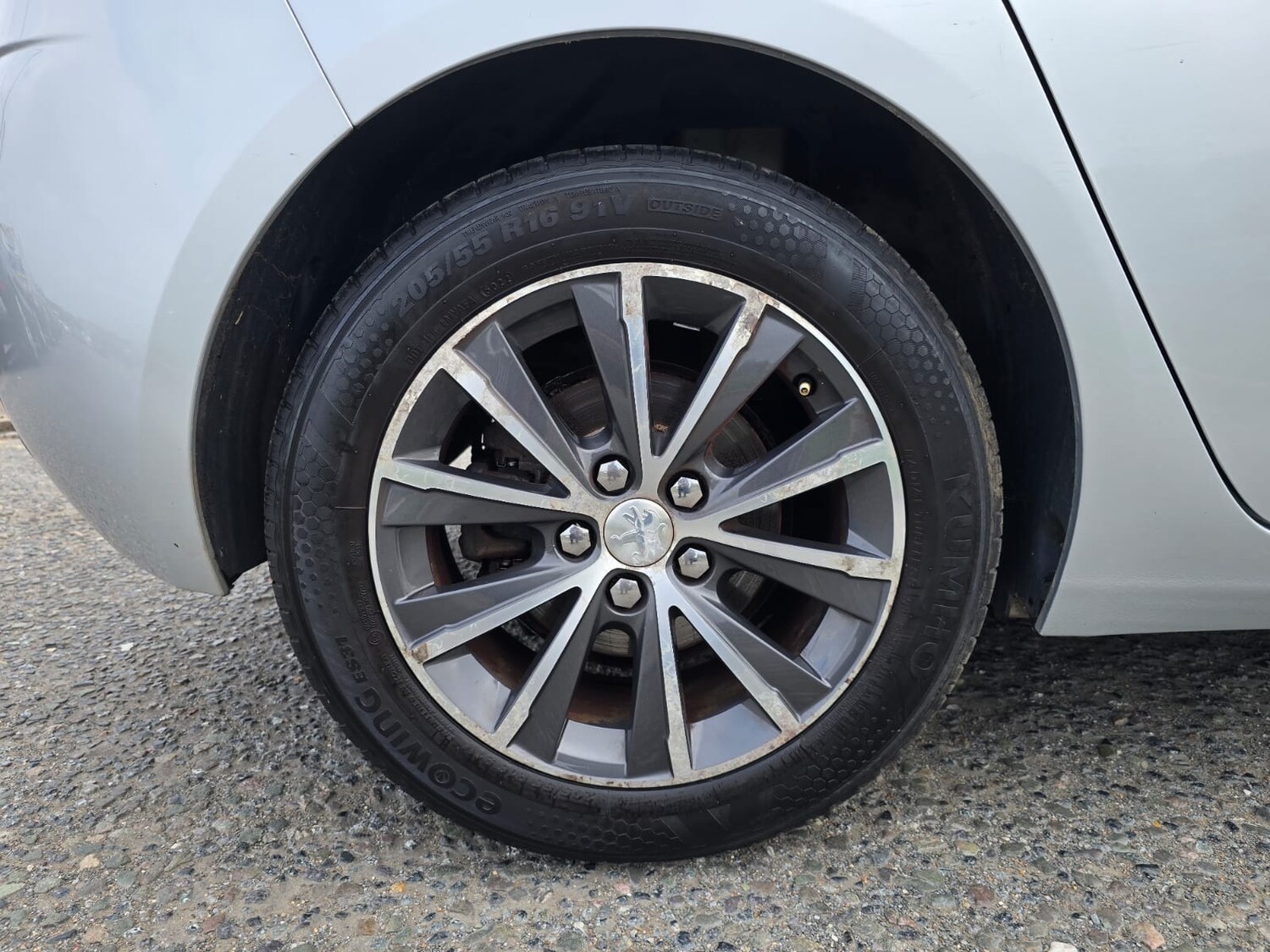 Used Peugeot 308 2015 for sale - 76243780: Photo 26