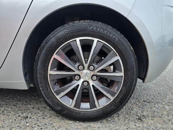 Used Peugeot 308 2015 for sale - 76243780: Photo 27