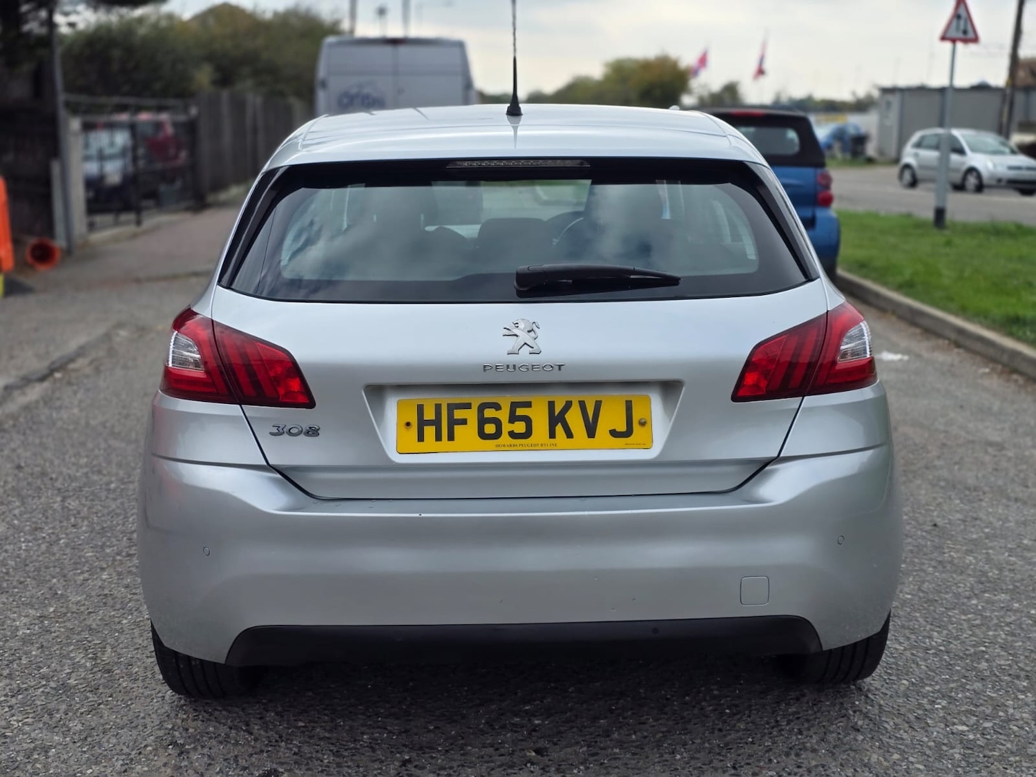 Used Peugeot 308 2015 for sale - 76243780: Photo 6