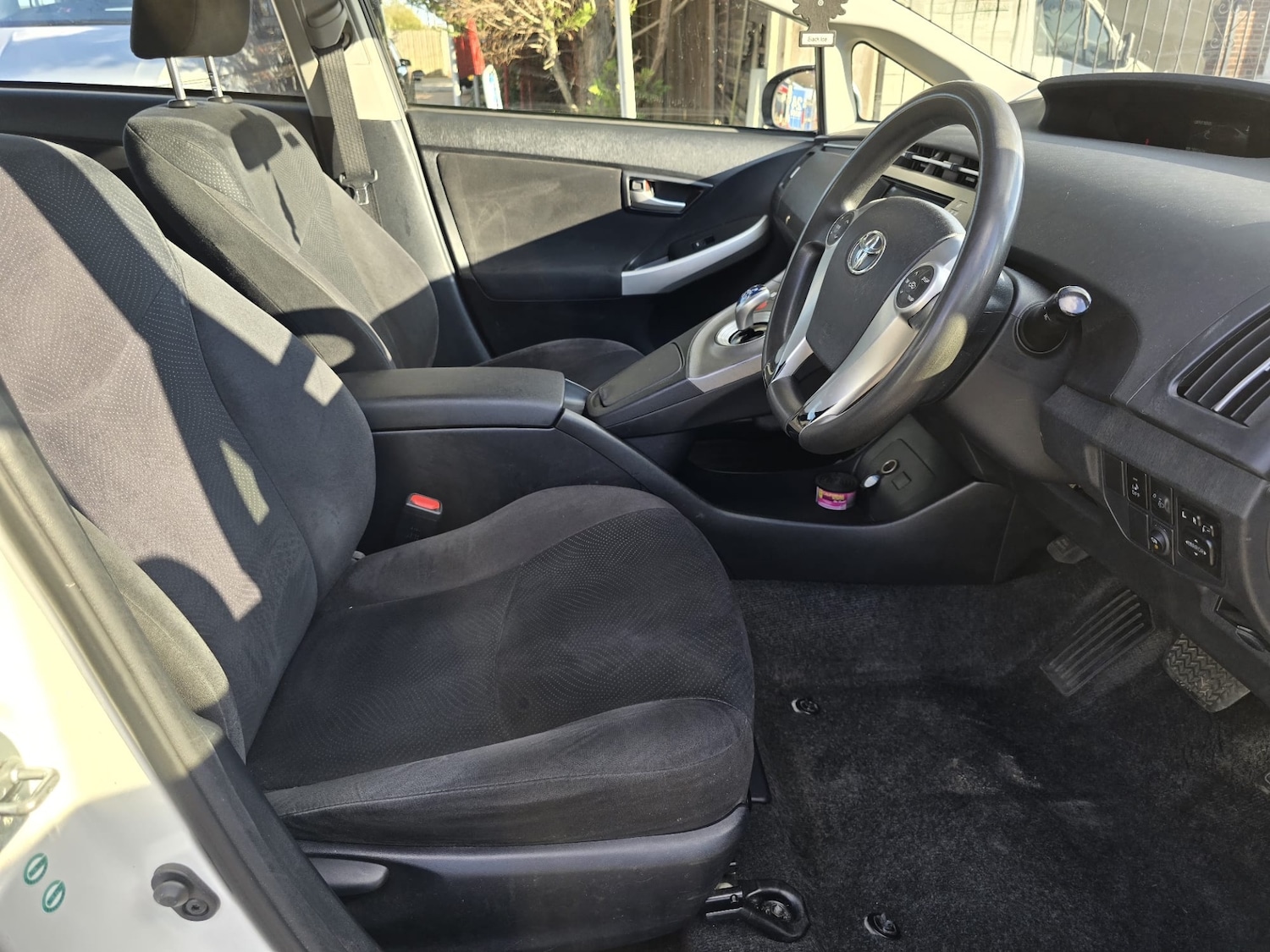 Used Toyota Prius 2022 for sale - 76092180: Photo 12