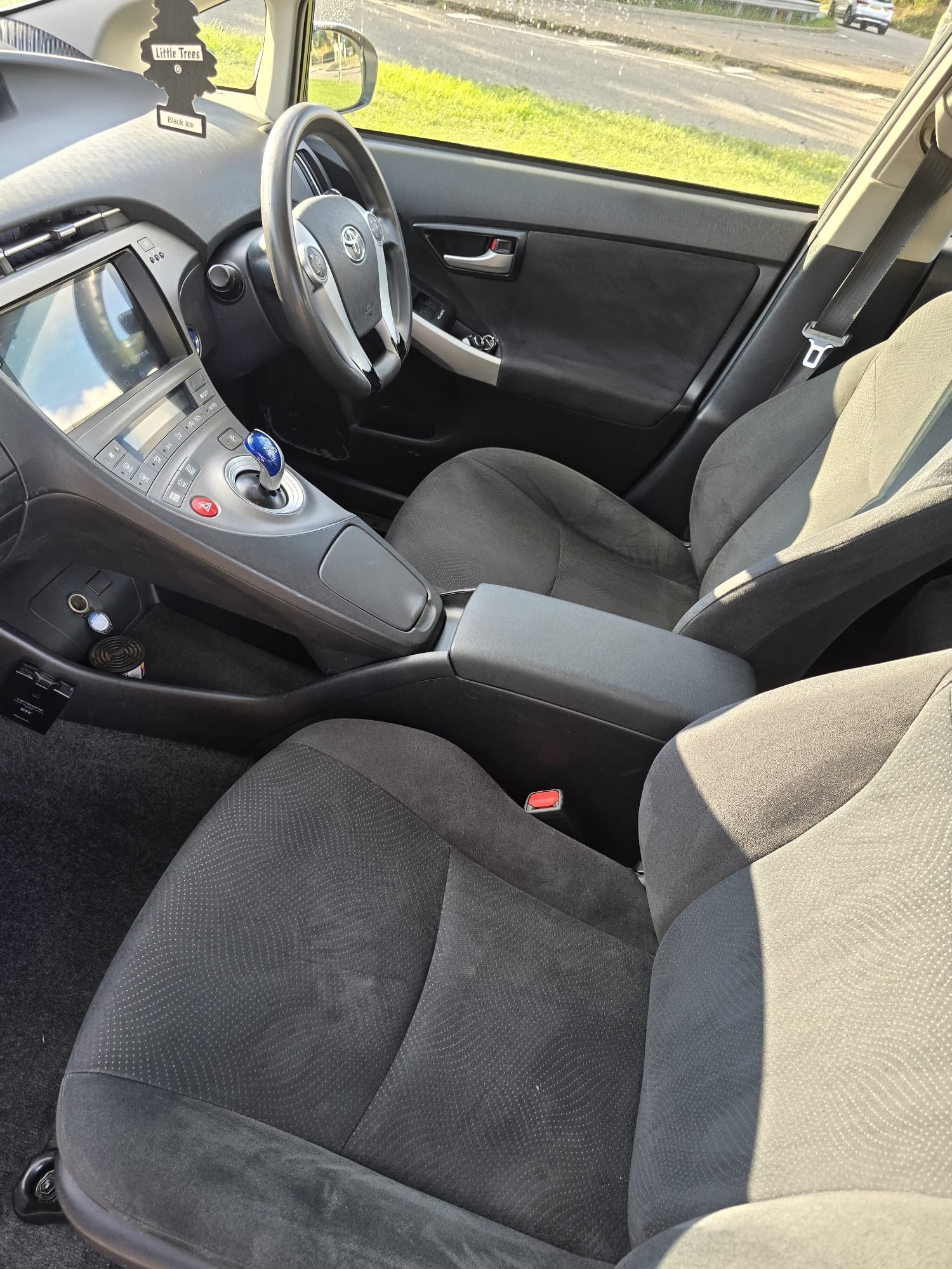 Used Toyota Prius 2022 for sale - 76092180: Photo 19