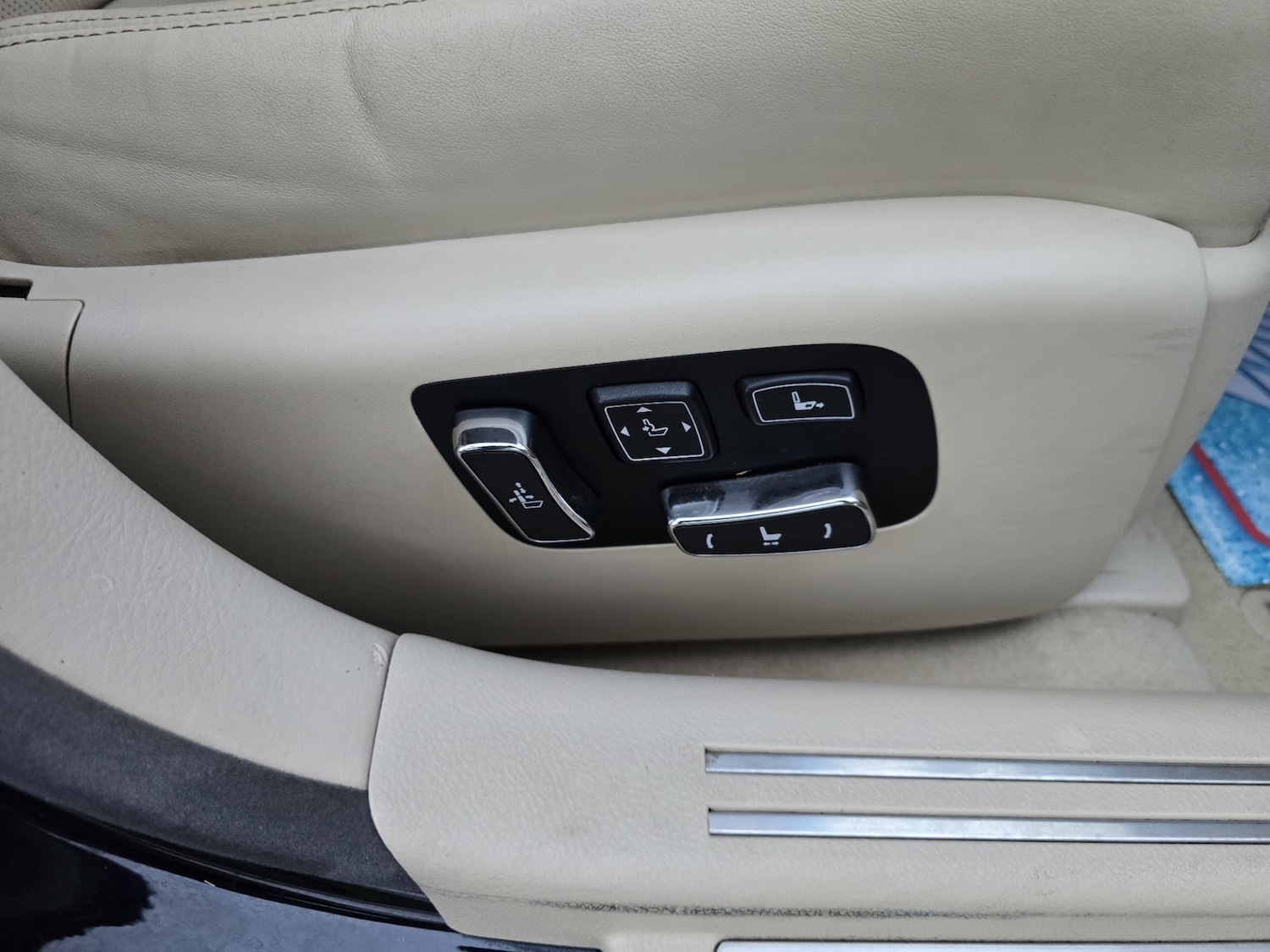 Used Lexus LS 2016 for sale - 76693513: Photo 25