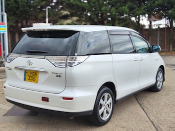 Used Toyota Estima  for sale - 75314999: Photo