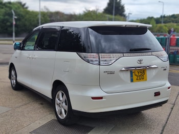 Used Toyota Estima  for sale - 75314999: Photo