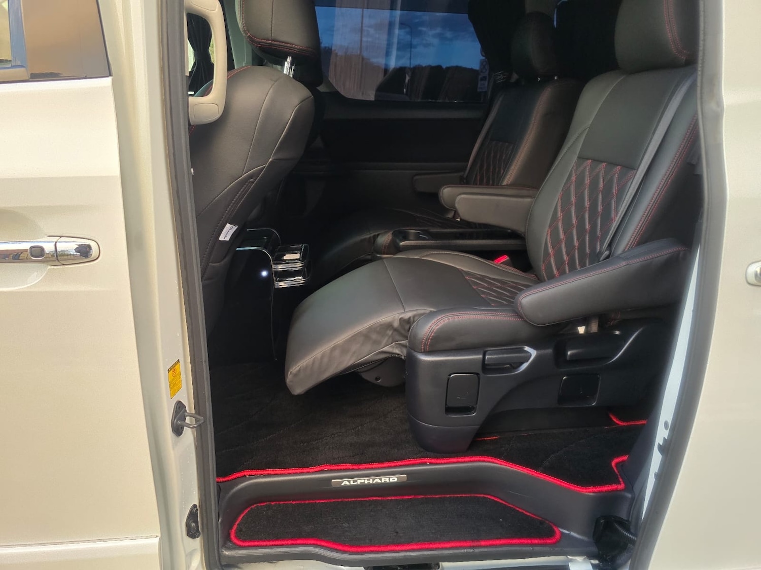 Used Toyota Alphard 2013 for sale - 76517903: Photo 16