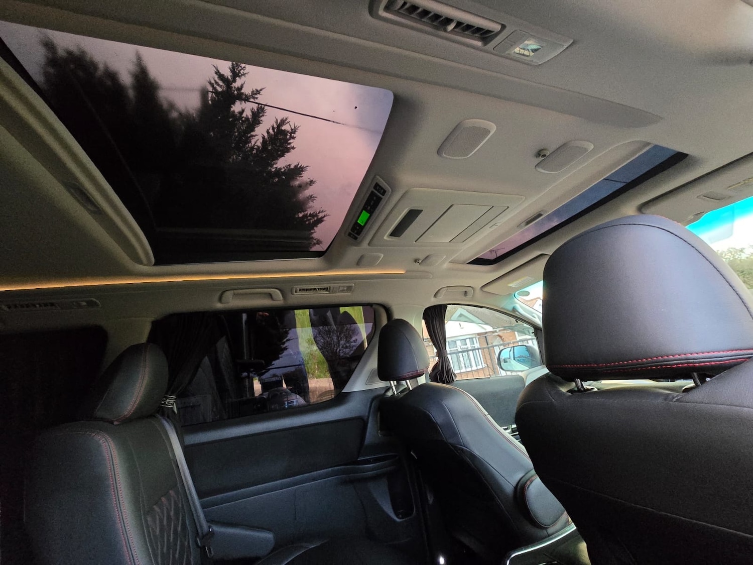 Used Toyota Alphard 2013 for sale - 76517903: Photo 24