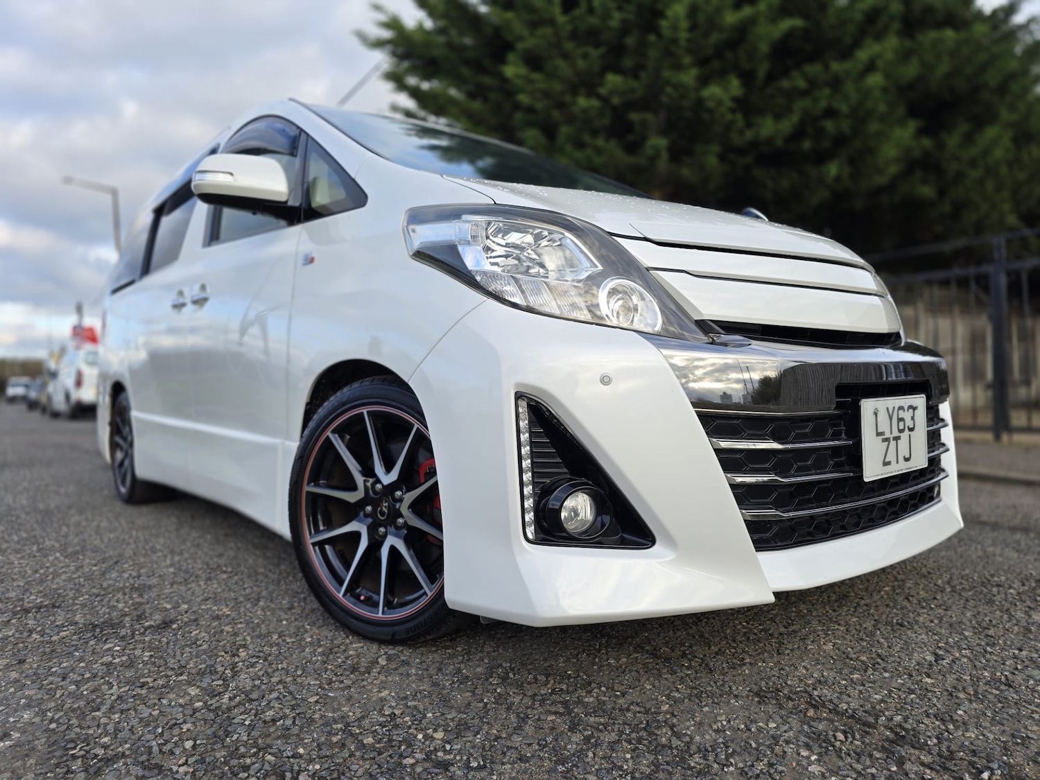 Used Toyota Alphard 2013 for sale - 76517903: Photo 9