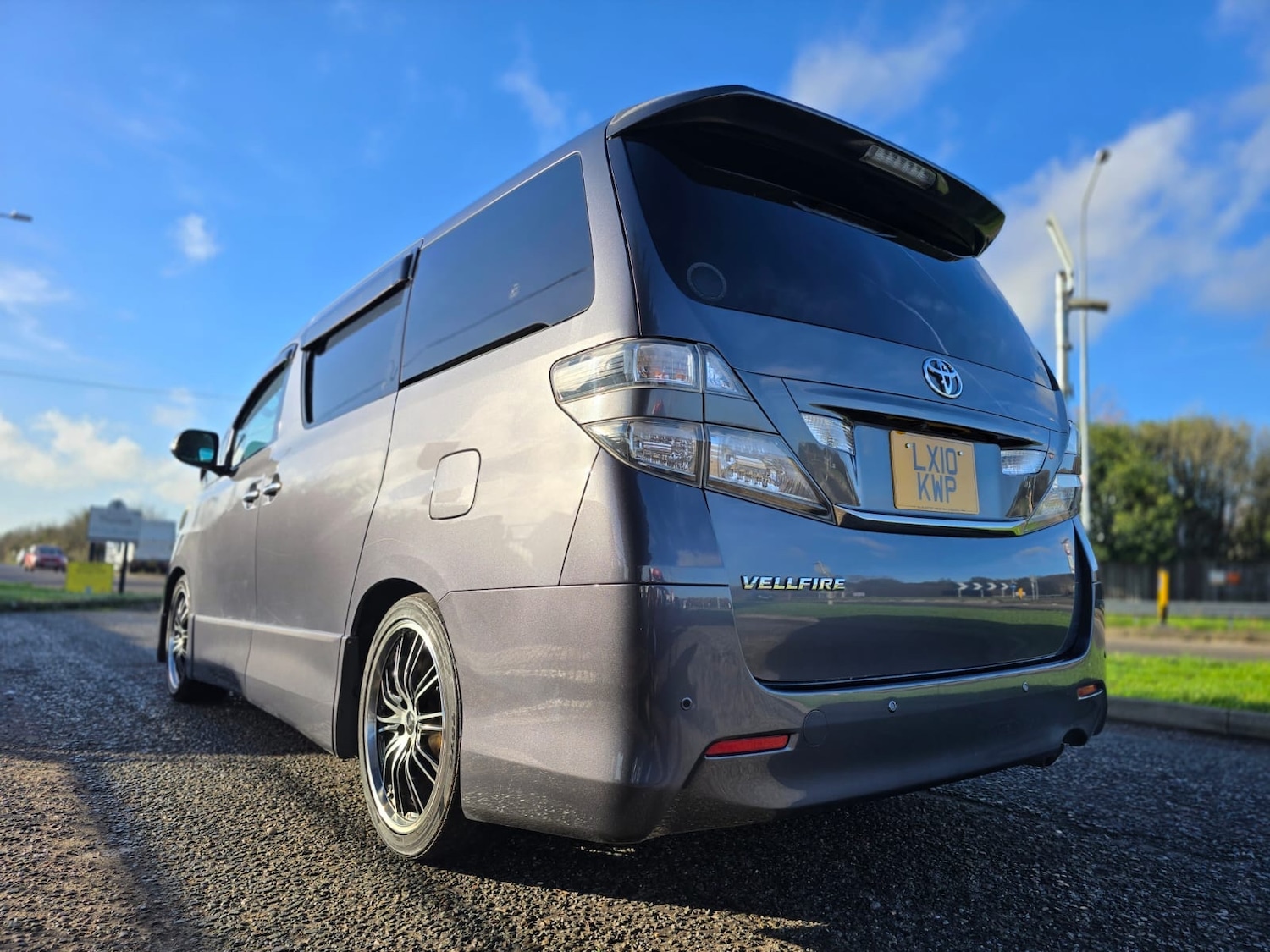 Used Toyota Vellfire 2010 for sale - 76905731: Photo 12