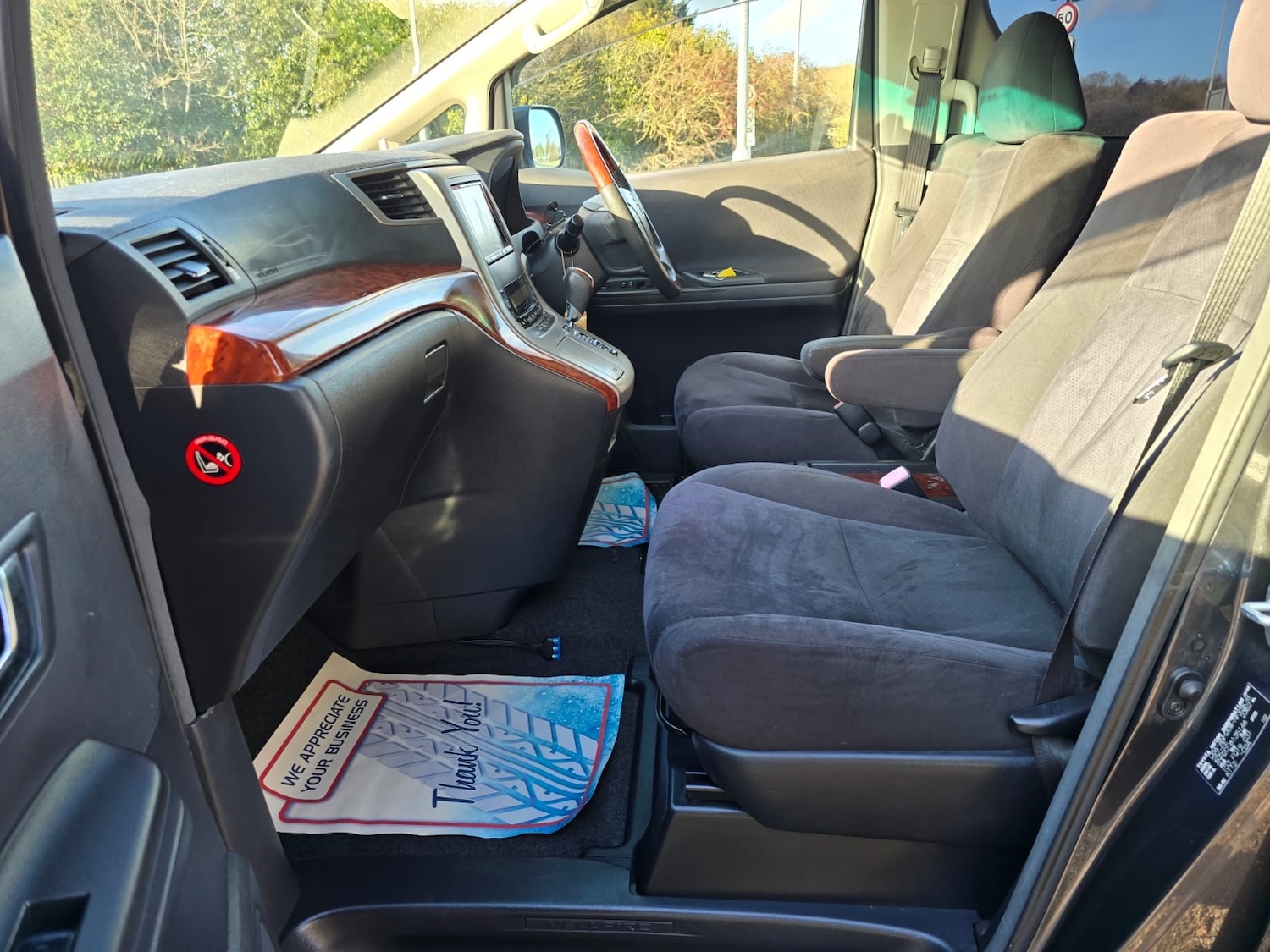 Used Toyota Vellfire 2010 for sale - 76905731: Photo 14