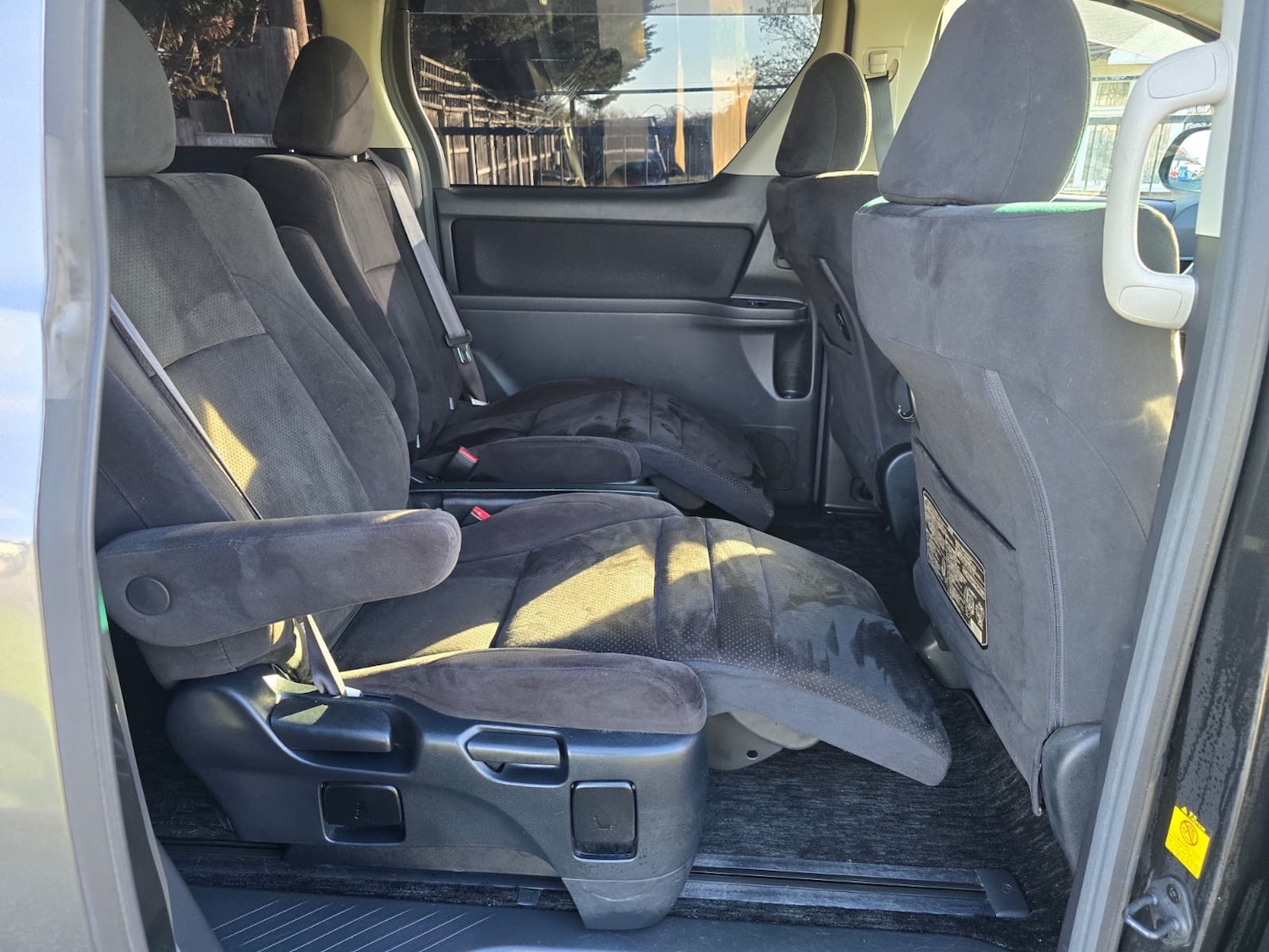 Used Toyota Vellfire 2010 for sale - 76905731: Photo 15