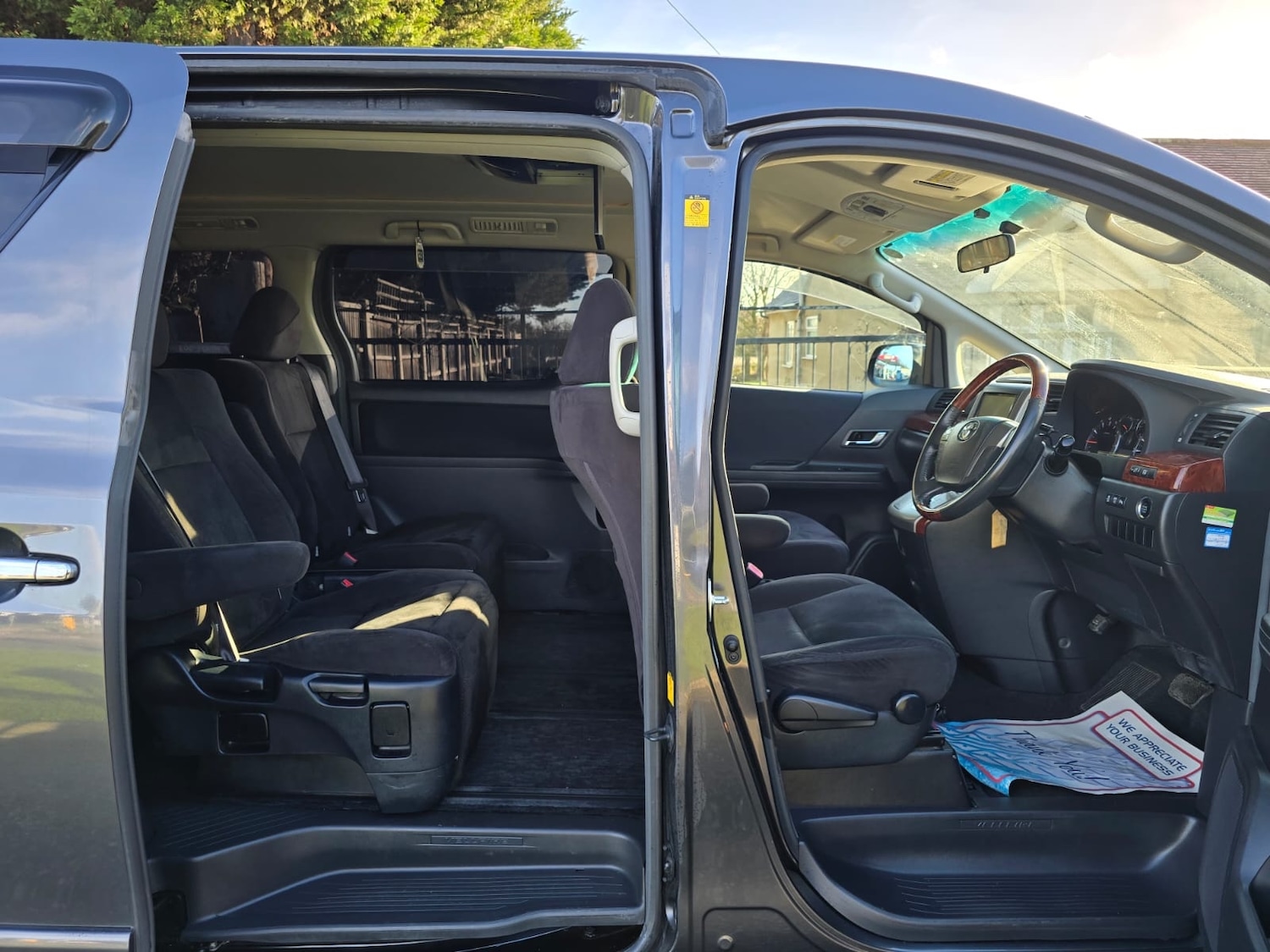 Used Toyota Vellfire 2010 for sale - 76905731: Photo 19