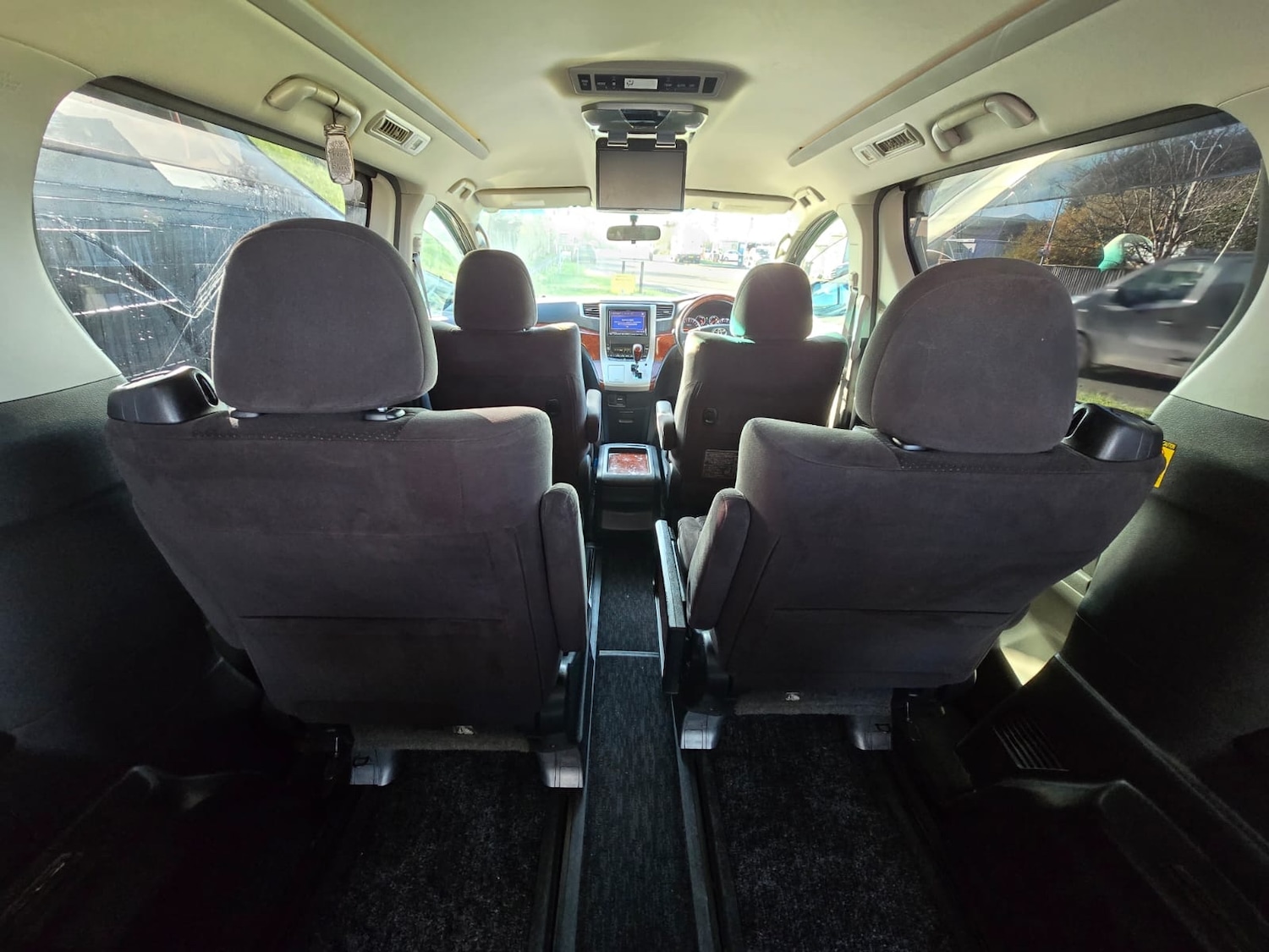 Used Toyota Vellfire 2010 for sale - 76905731: Photo 26