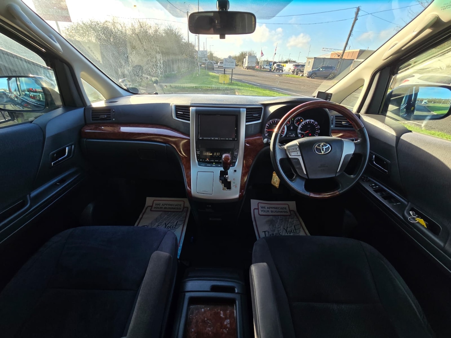 Used Toyota Vellfire 2010 for sale - 76905731: Photo 28