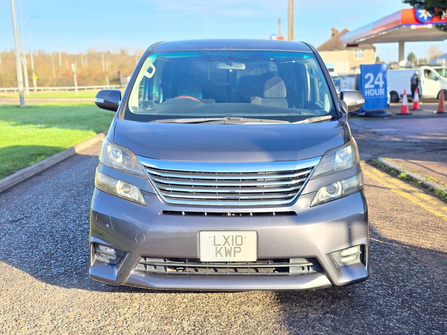 Used Toyota Vellfire 2010 for sale - 76905731: Photo 5