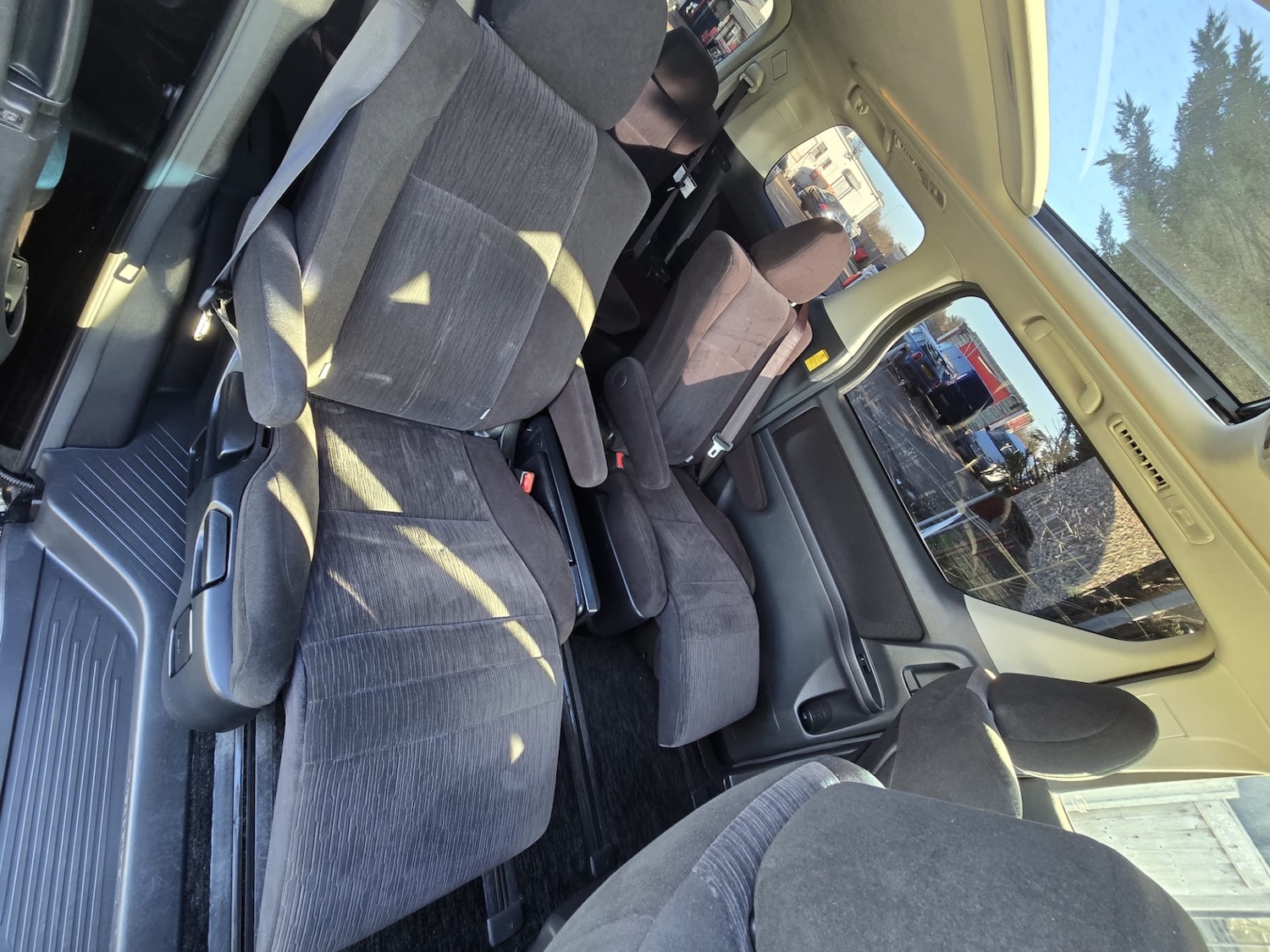 Used Toyota Vellfire 2011 for sale - 76933048: Photo 21