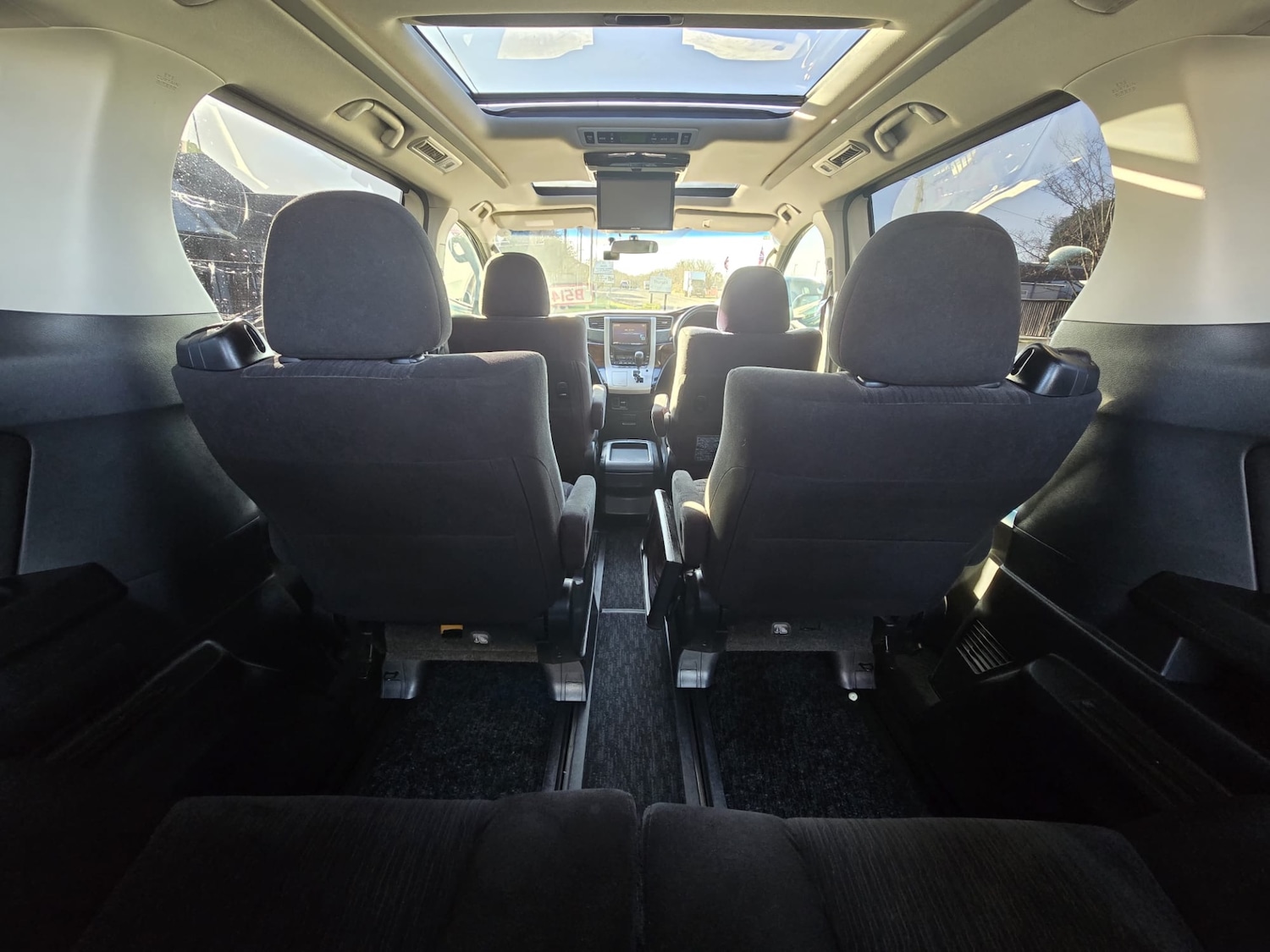 Used Toyota Vellfire 2011 for sale - 76933048: Photo 25