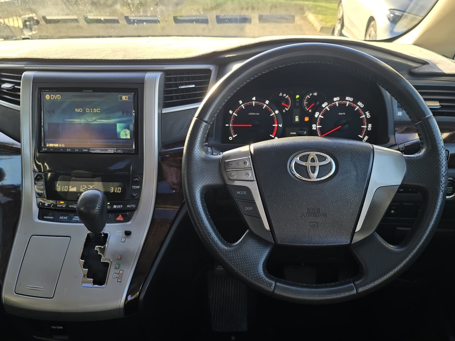 Used Toyota Vellfire 2011 for sale - 76933048: Photo 27