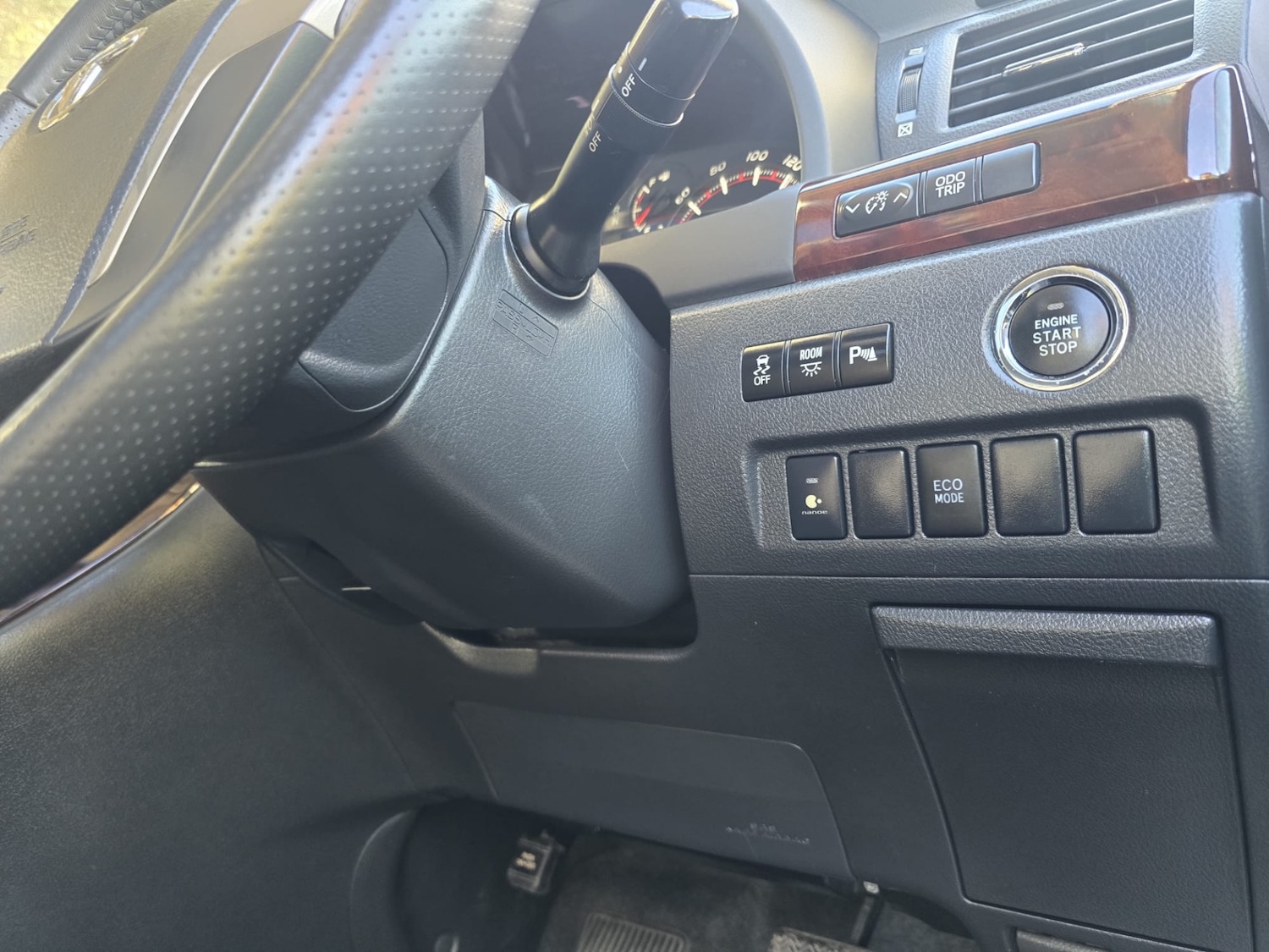 Used Toyota Vellfire 2011 for sale - 76933048: Photo 31