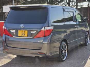 Used Toyota Vellfire  for sale - 74353260: Photo