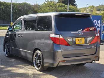Used Toyota Vellfire  for sale - 74353260: Photo